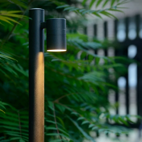 Lucide ARNE-LED - Sokkellamp - Ø 6,3 cm - LED - GU10 - 1x5W 2700K - IP44 - Zwart - sfeer 1